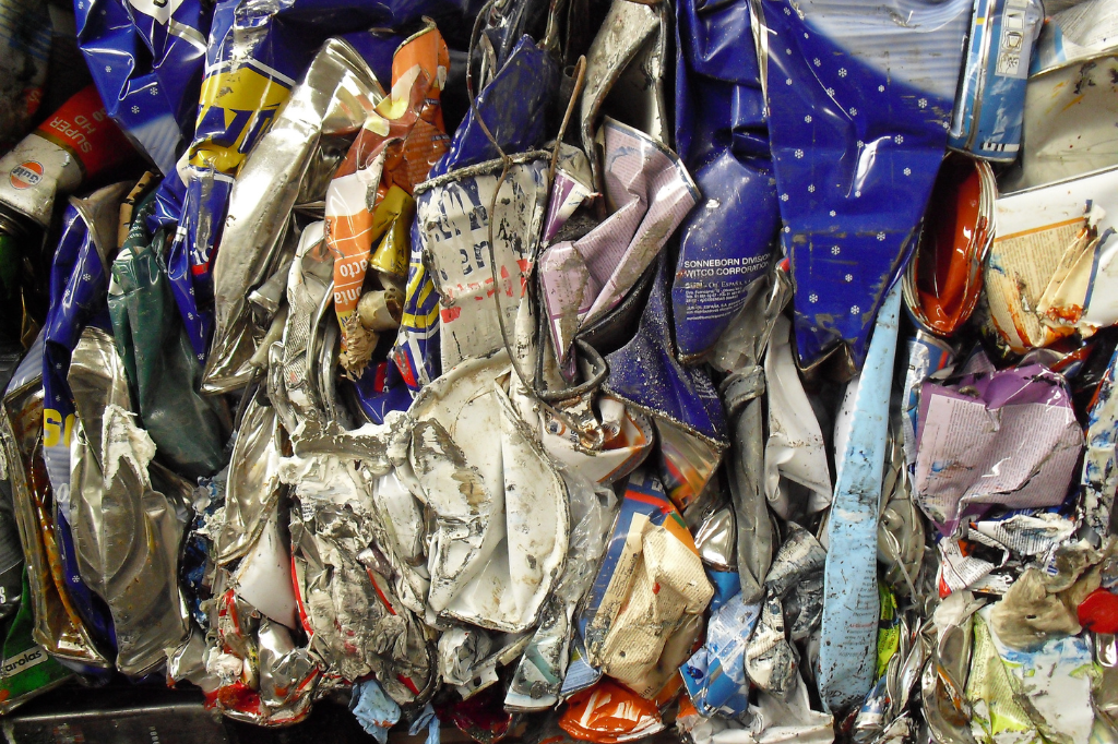 logistica-ambiental-linea-reciclaje-metales-contaminados-españa